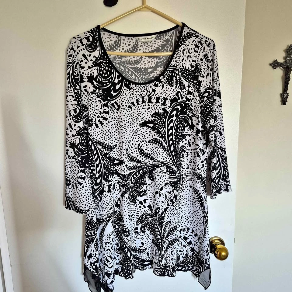 Bianca Nygård Tunic Top