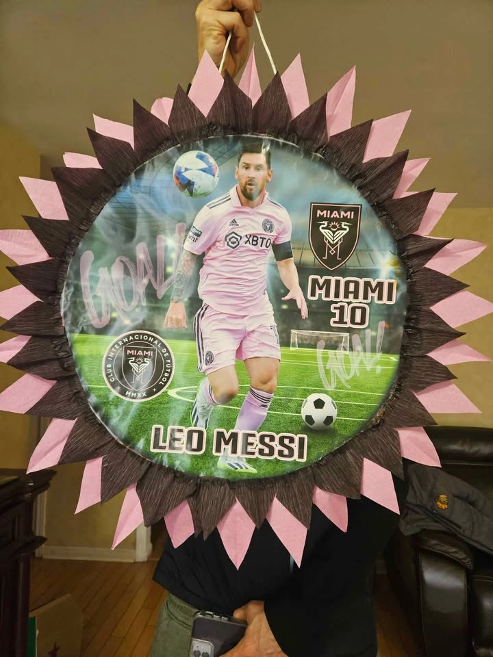 $35 Piñatas. Please read ad. - photo 2
