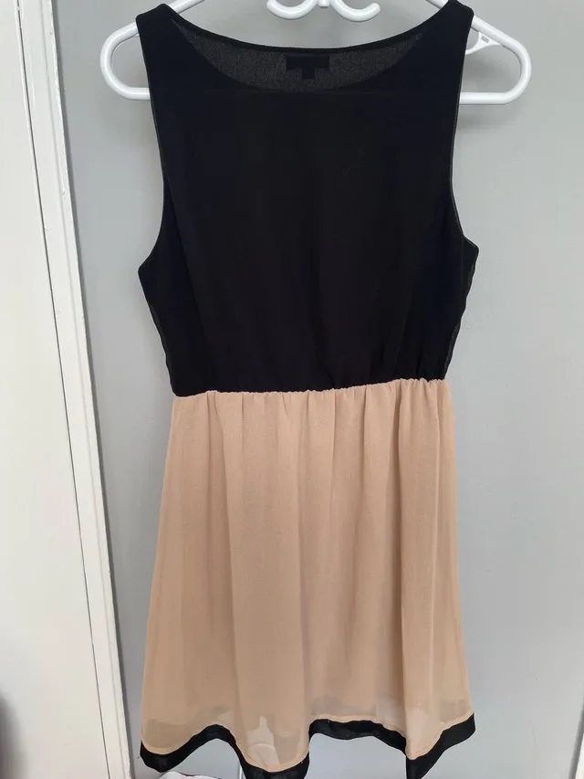 TFNC London Dress - photo 2