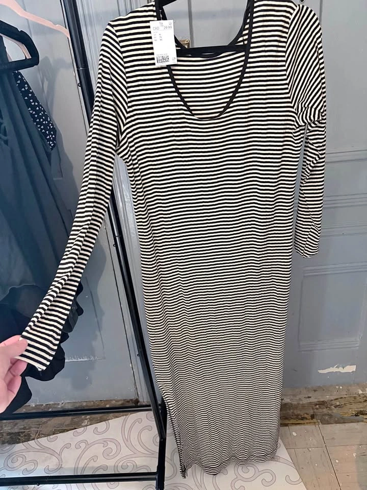 H&M Striped Maxi Dress — XL