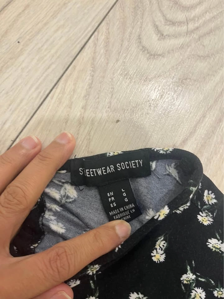 Sweethearty Black Daisy Floral Top - photo 3