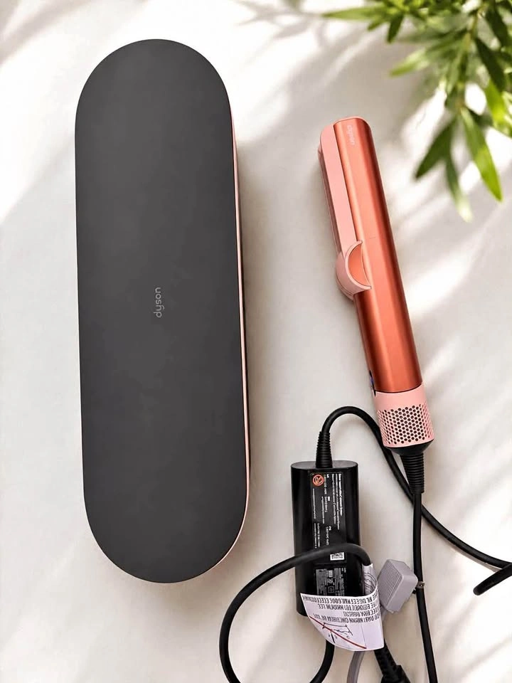 Dyson Airstrait – Strawberry Bronze / Blush Pink