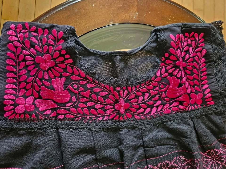 Traditional Mexican Dresses - Vestidos Artesanales - photo 2