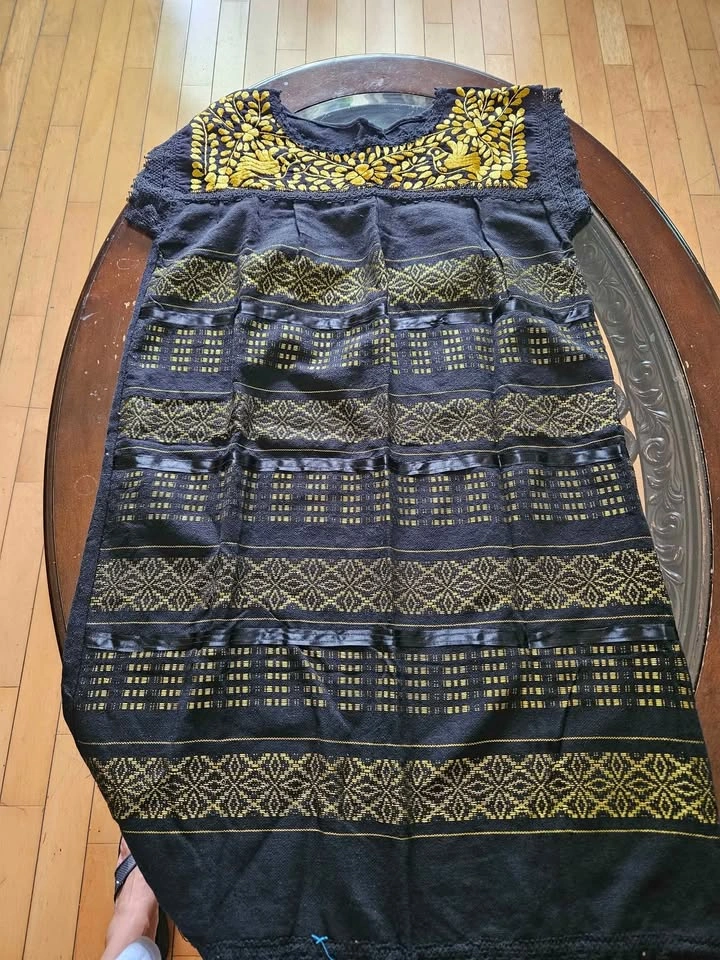 Traditional Mexican Dresses - Vestidos Artesanales - photo 3