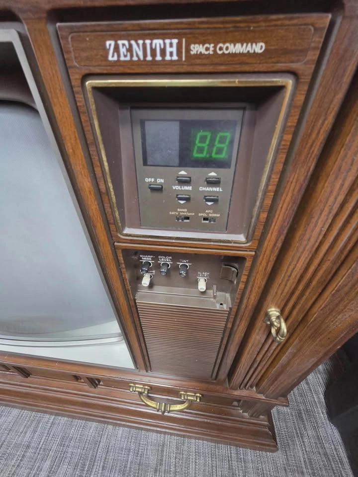 Vintage Zenith Space Command Console Television - photo 3