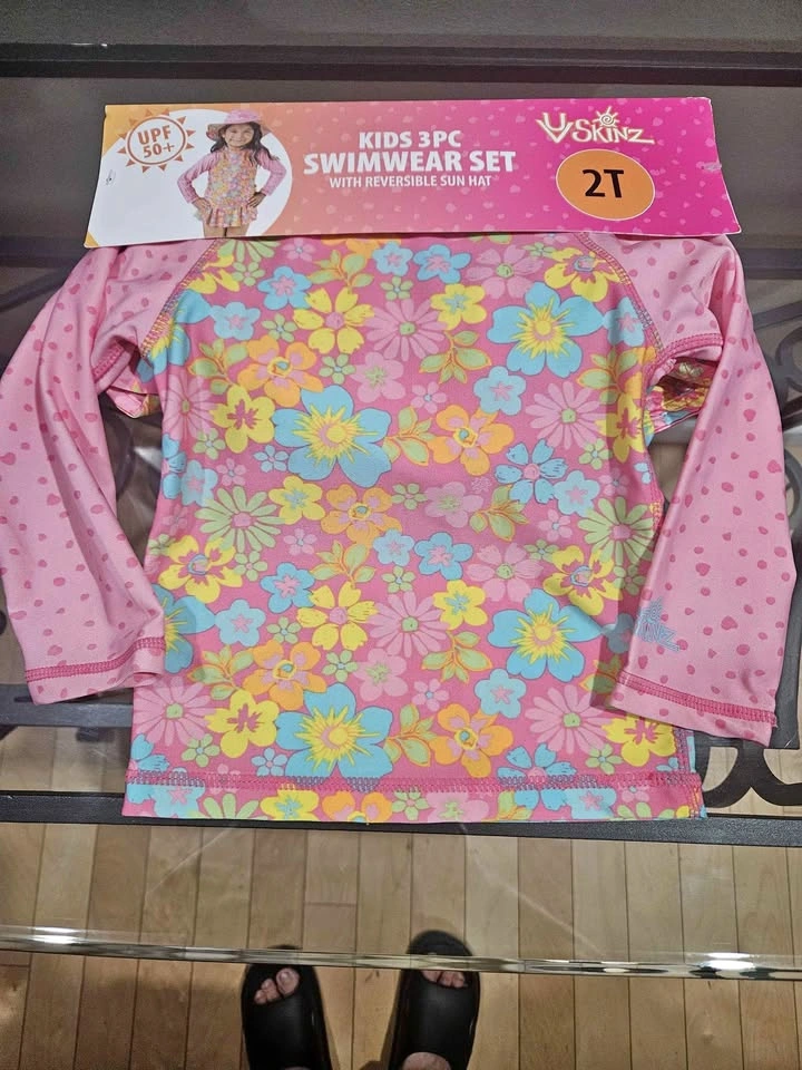 New 3pc swimming set Sz 4T