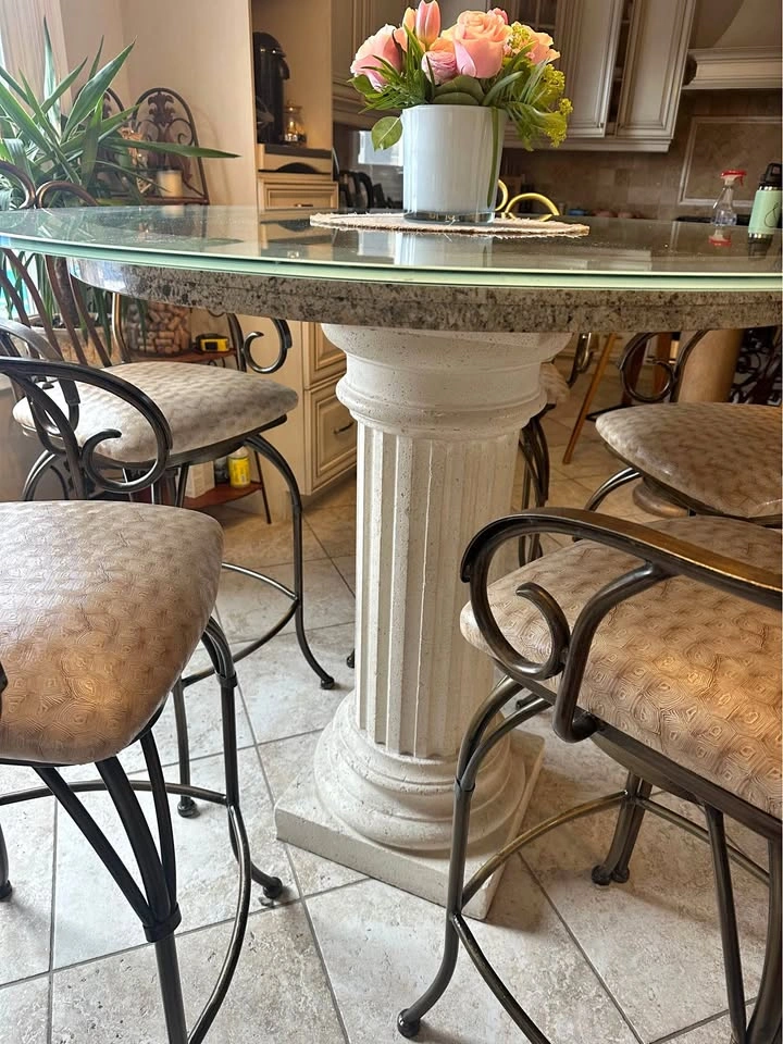 Swivel Bar Height Chairs