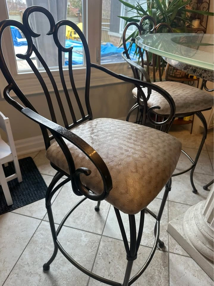 Swivel Bar Height Chairs - photo 2