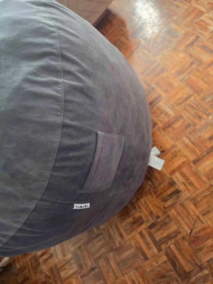 BEAN BAGS FOR SALE ( 150$ FOR BOTH ) - photo 4