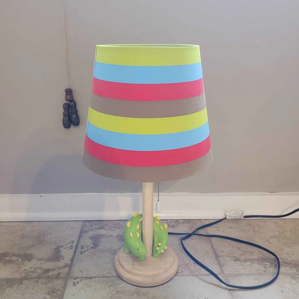 Beautiful Dinosaur bedside lamp for children - photo 2