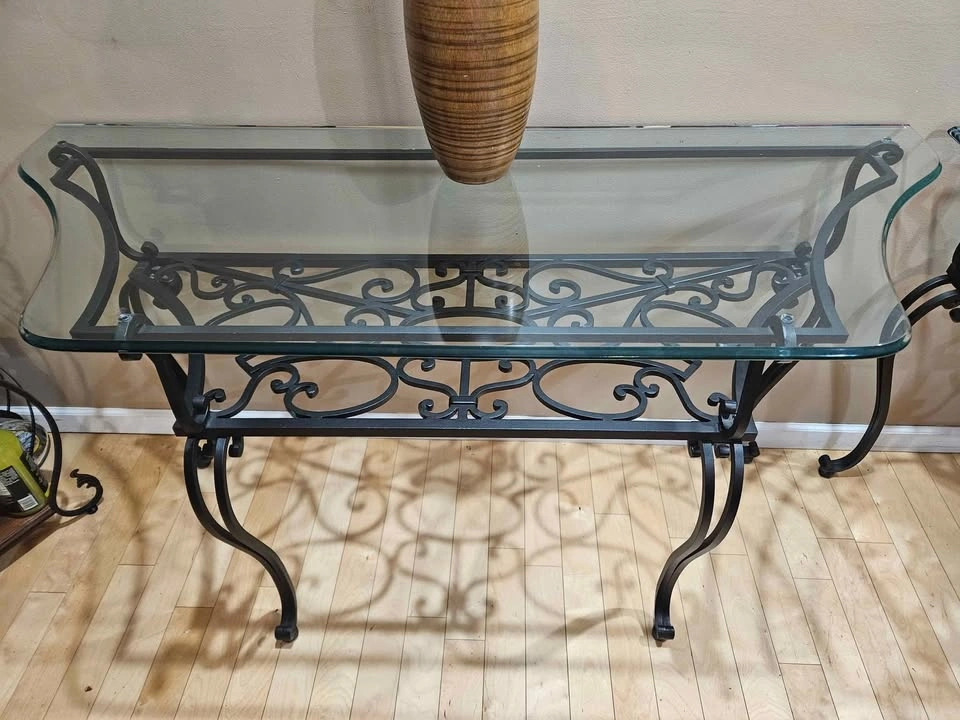 Console table - photo 4