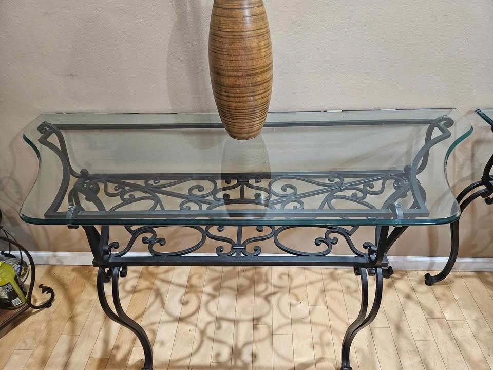 Console table - photo 5