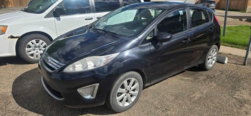 2011 Ford Fiesta - photo 4