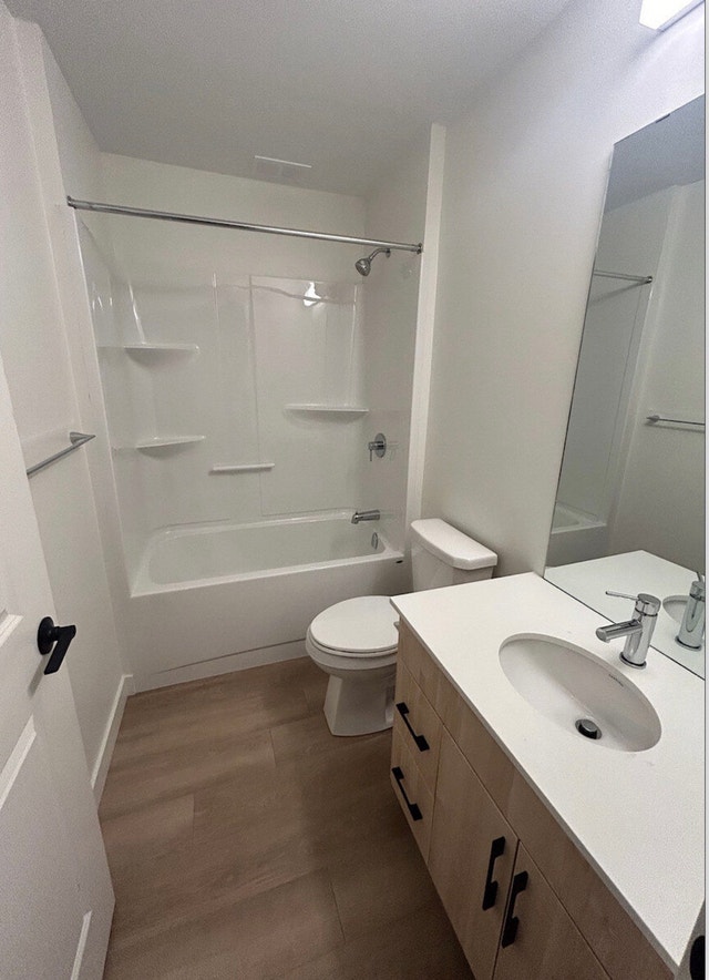 3bed 2bath Condo unit available for sublease - photo 2