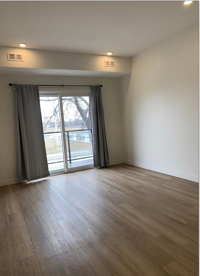 3bed 2bath Condo unit available for sublease - photo 5