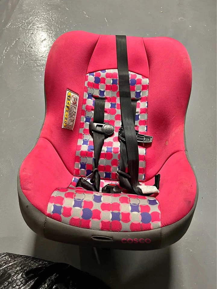 Cosco Kids Scenera Extend Infant & Toddler Convertible Car Seat