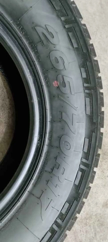 1No. 265/70R17 Crosswind Allseasons Tire - photo 2