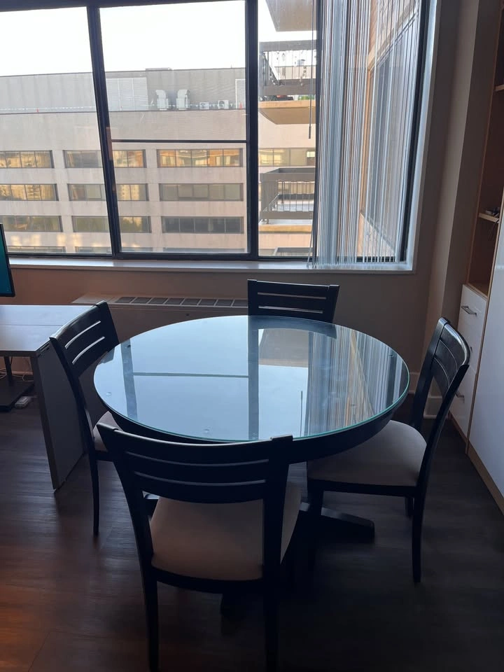 Solid wood Dinning Table - photo 3