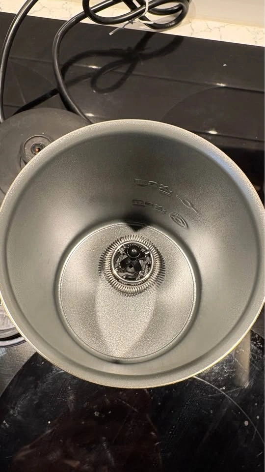 Nespresso Aeroccino 3 black milk frother - photo 3