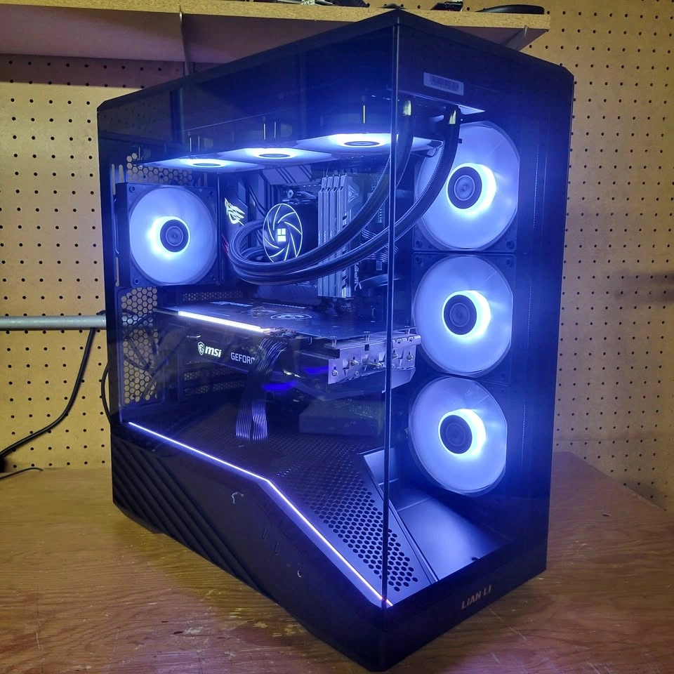 Gaming PC Ryzen 7-5800XT + MSI RTX 3070Ti