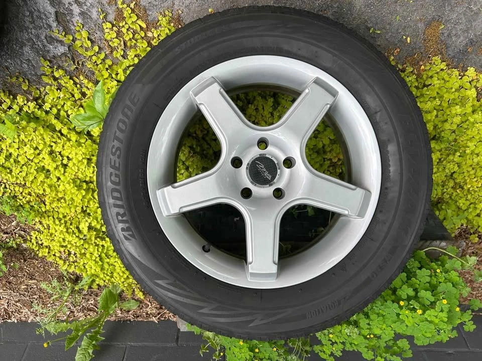 17” Wheels + Bridgestone Tires 235/60R17 - photo 2