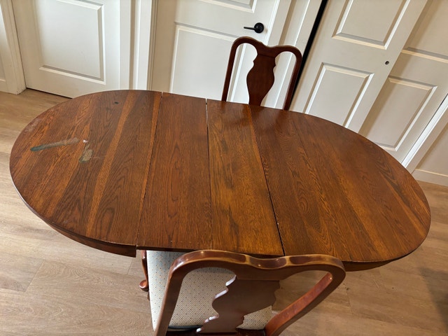 Solid Wood Dining Table with 2 Chairs (Extendable) - photo 2