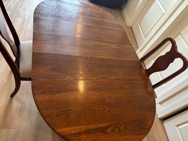 Solid Wood Dining Table with 2 Chairs (Extendable) - photo 4