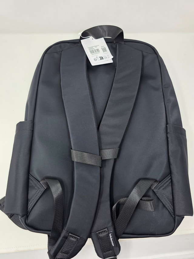 Everywhere Backpack 22L - photo 2