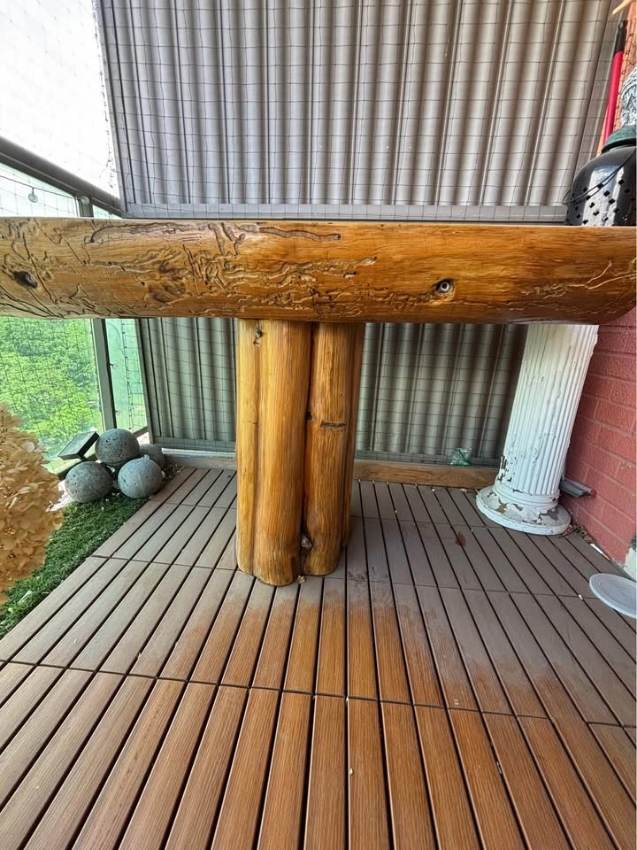 Rustic Live Edge Log Pedestal Table - photo 3