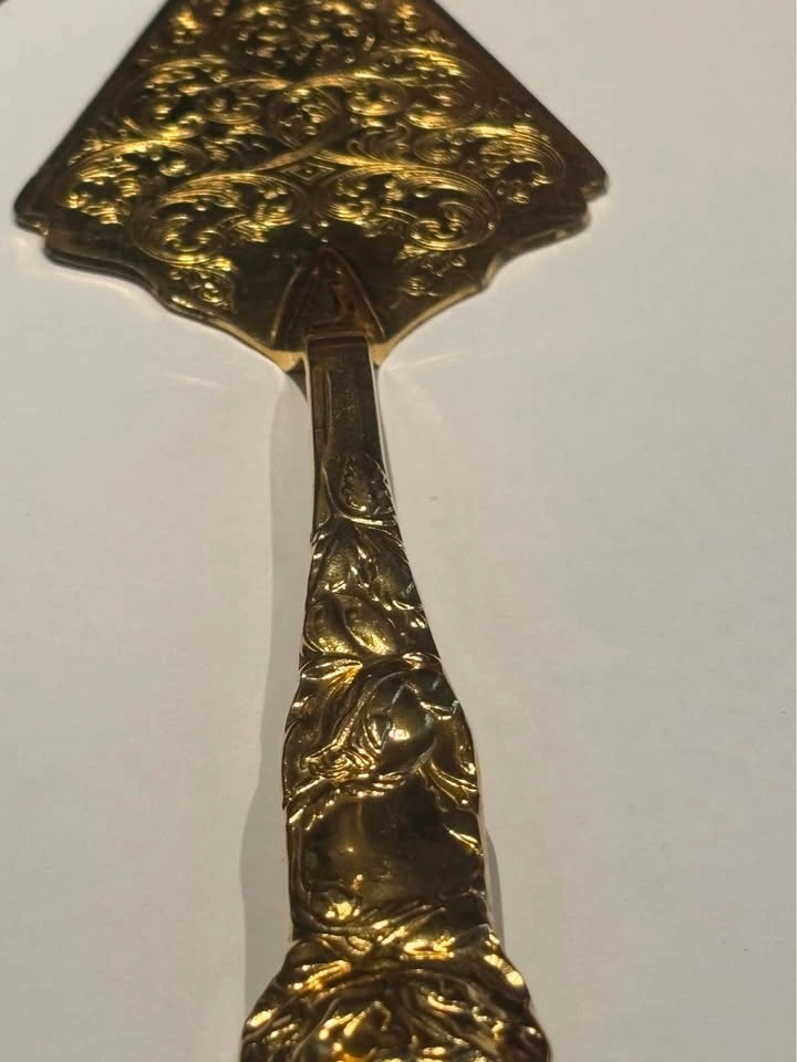 Ornate Gold Tone Cake Pie Server - Floral Engraved Made in Italy - photo 5