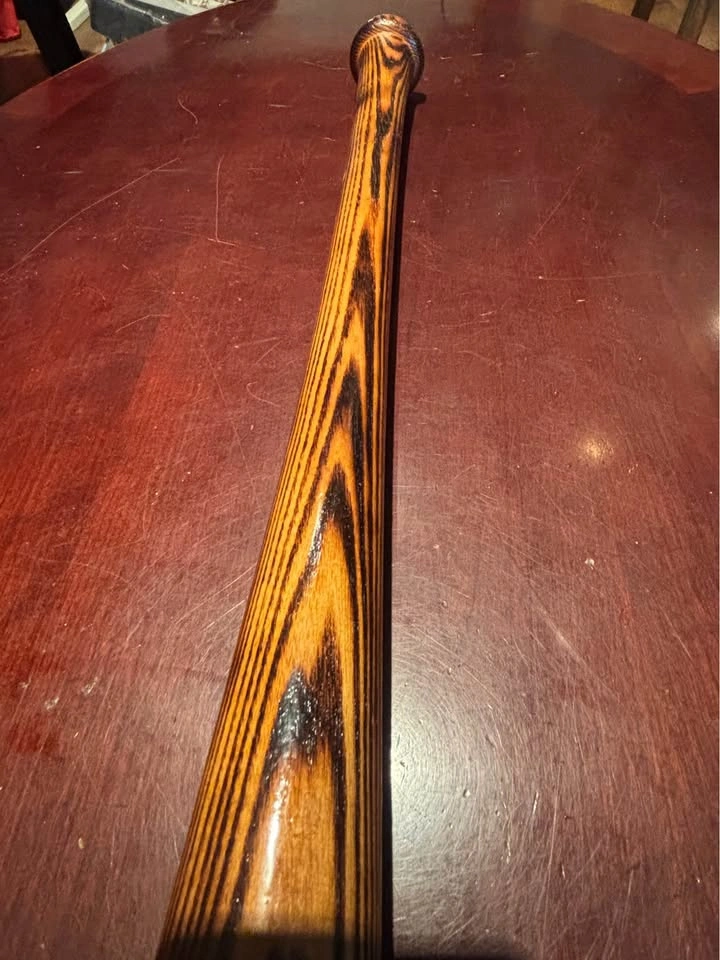 Custom Flame-Burned Baseball Bat – Stunning Display Piece - photo 2