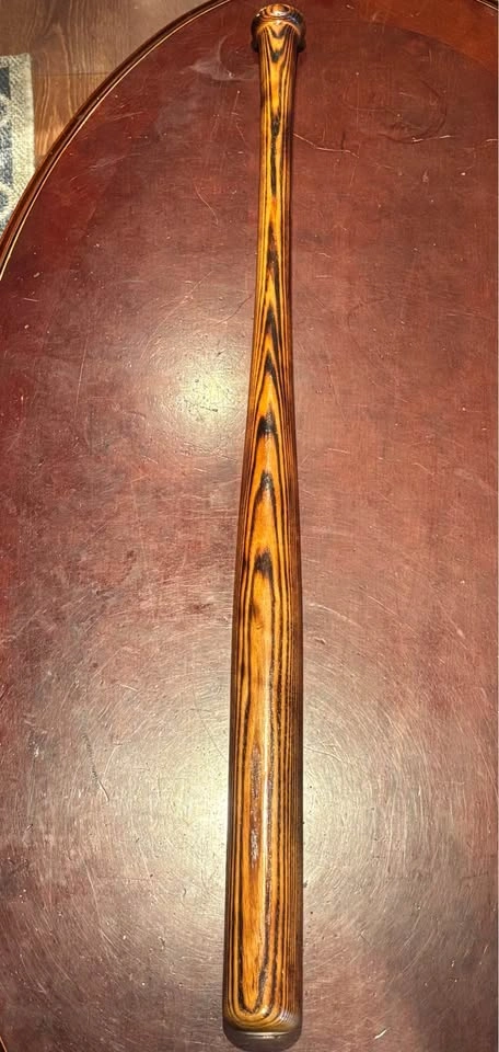 Custom Flame-Burned Baseball Bat – Stunning Display Piece - photo 4