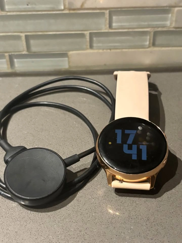 Samsung Galaxy Watch Active - photo 2