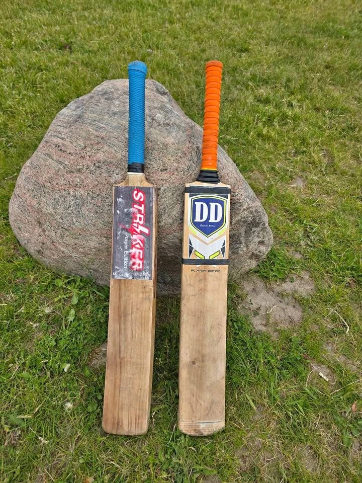Scoop Cricket bat for Hard Tennis ball