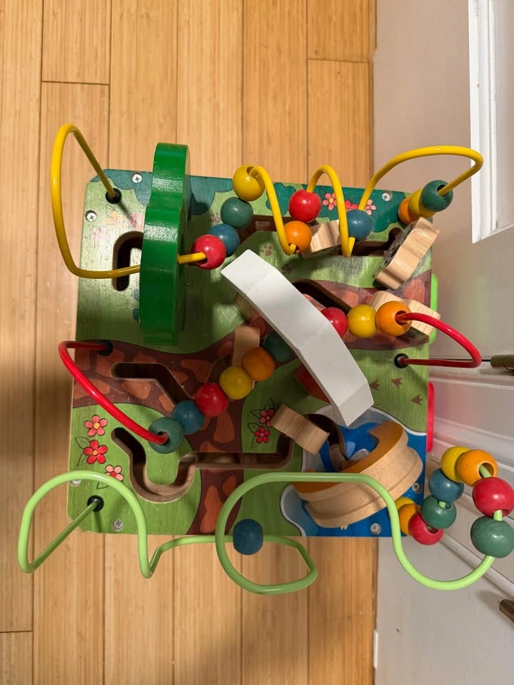 Battat – Activity Cube with Farm Theme - photo 5