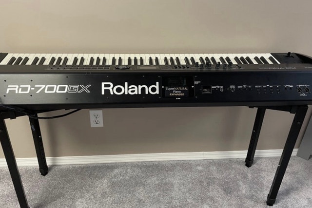 Roland RD700 GX Keyboard - photo 3