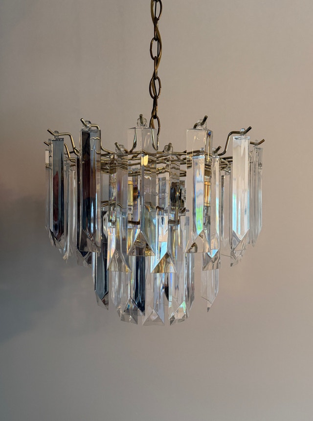 4 light Chandelier $25.00 - photo 4