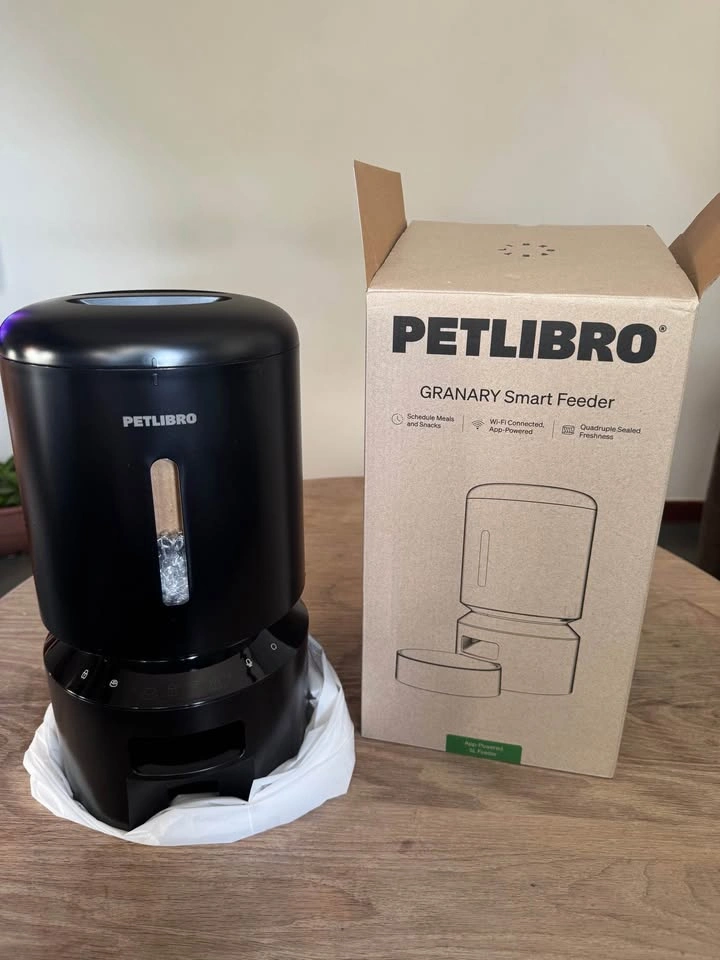 Smart Pet Feeder - photo 2