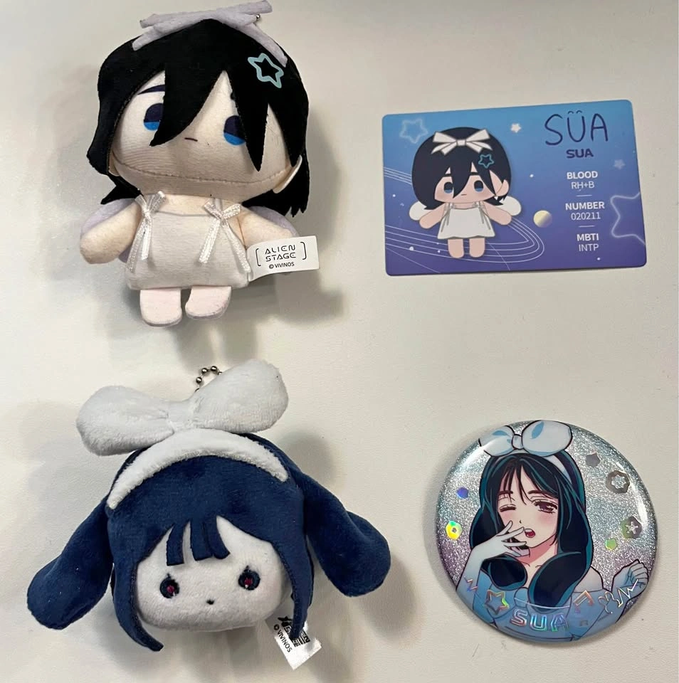 Sua alien stage merch