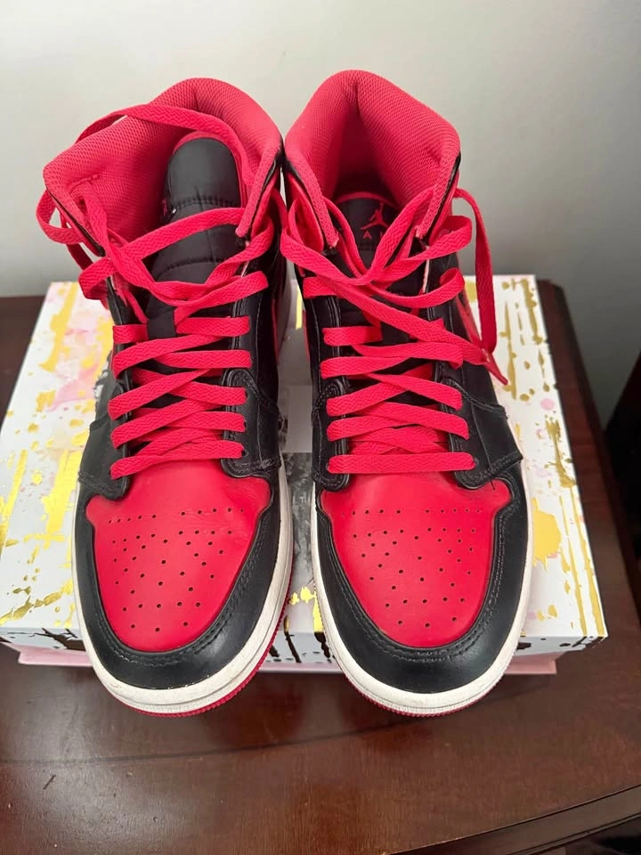 Jordan’s size 9.5