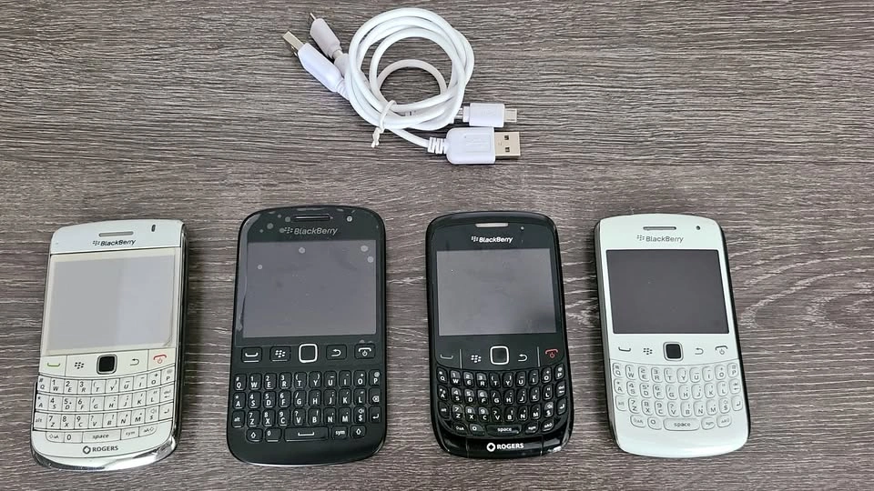 Classic Blackberry Cell Phones