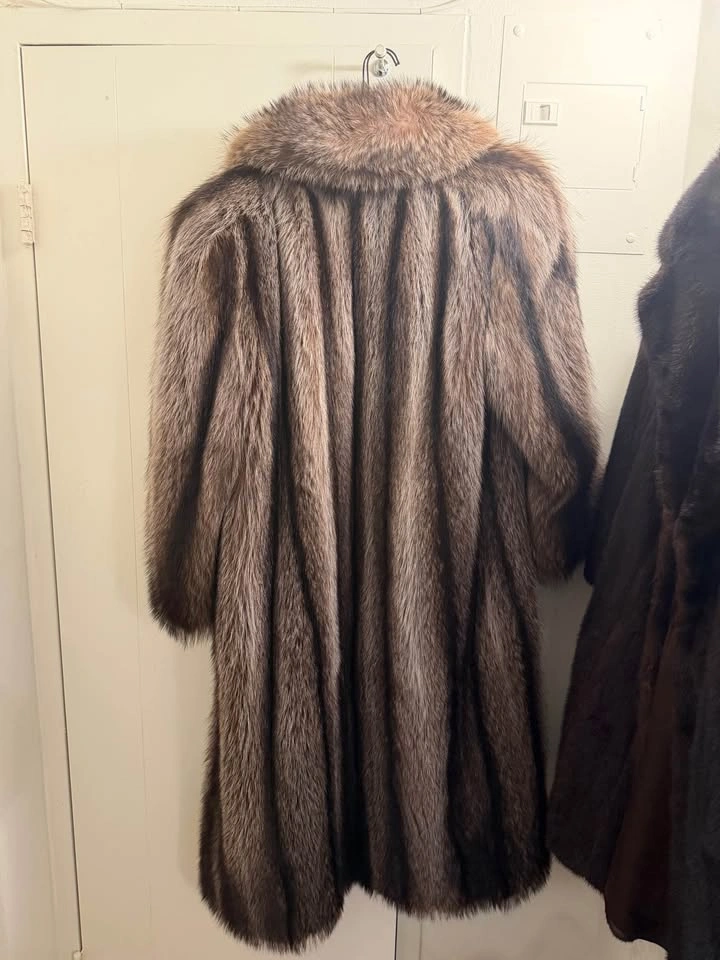 Vintage Cougar Fur Coat - photo 2