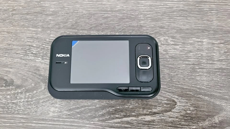 Nokia 6790 Surge Cell Phone