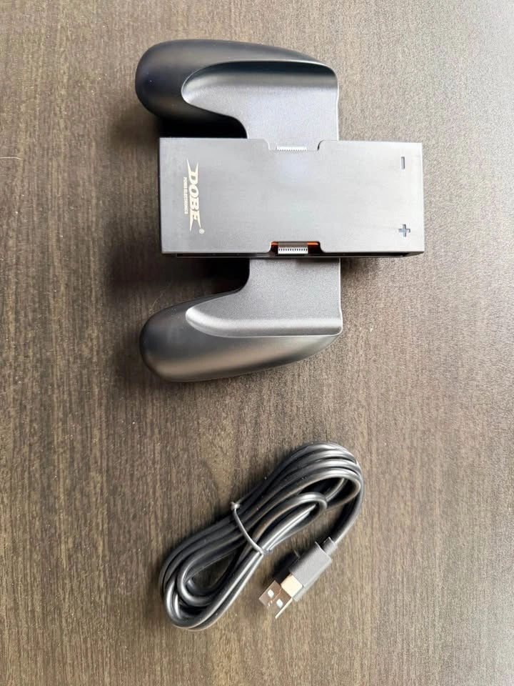Brand New Nintendo Switch charging grip - photo 4