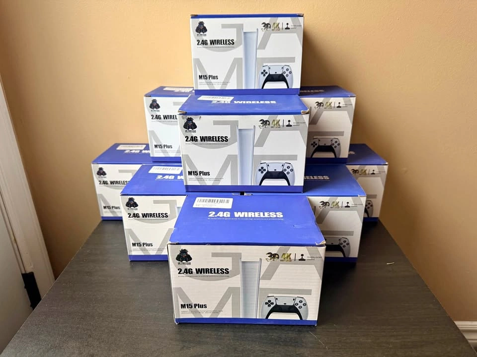Brand New 2.4g wireless gamepad with controllers