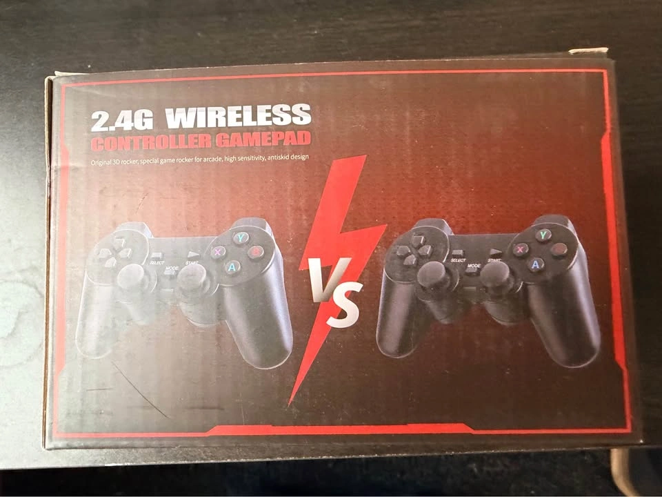 Brand New 2.4g wireless gamepad with controllers - photo 2