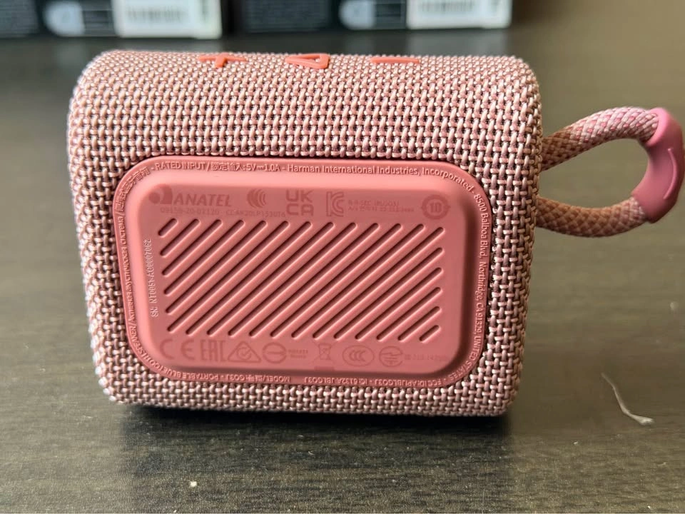Brand New JBL GO3 Bluetooth speakers - photo 3