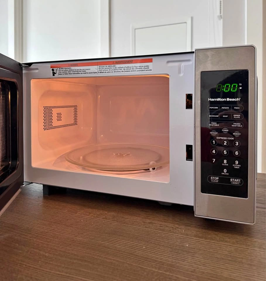 Microwave Hamilton Beach 0.7 Cu.ft. - photo 2
