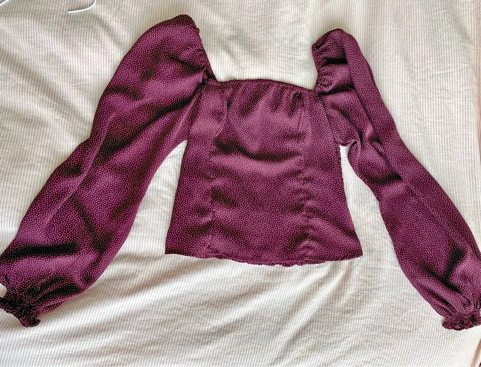 Abercrombie XS Burgundy Polka Dot Square Neck Smocked Blouse