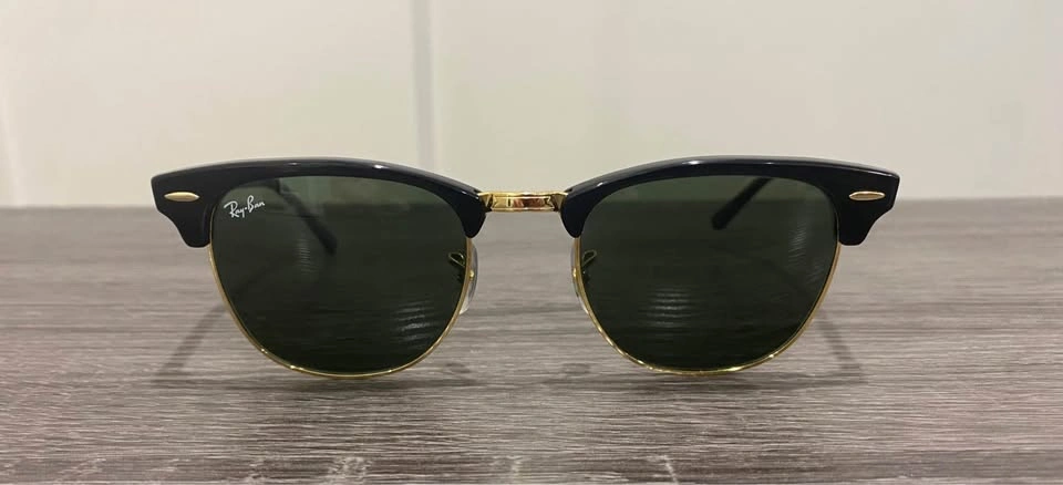 Ray-Ban Clubmaster Classic (Black/Gold) - Mint Condition w/ Case - photo 2